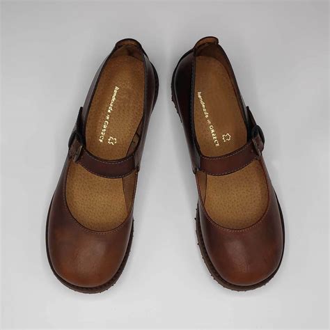 mary jane leather shoes